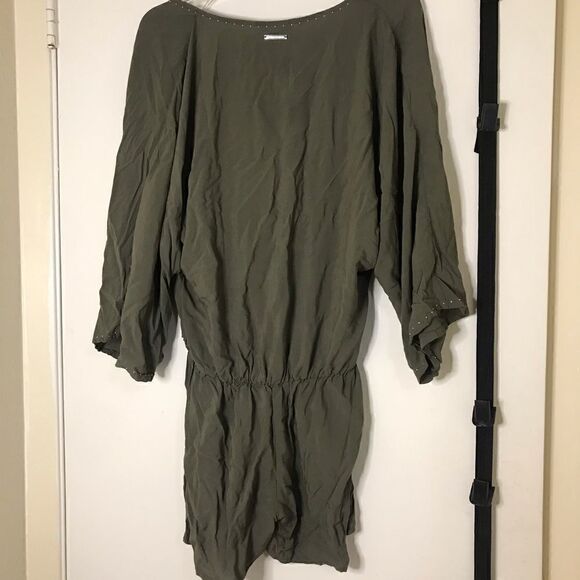 Vince Camuto Swim cover up olive green romper - Picture 2 of 7
